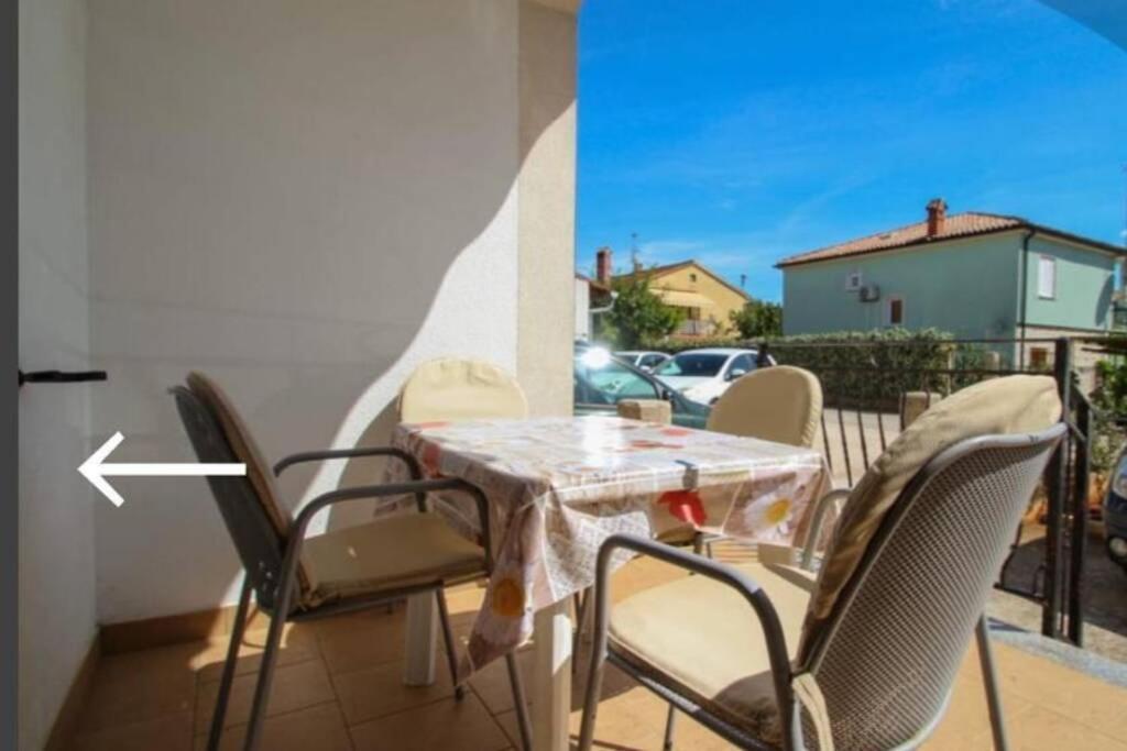 Pet Friendly Apartment Murvi 50 Novigrad  Zewnętrze zdjęcie