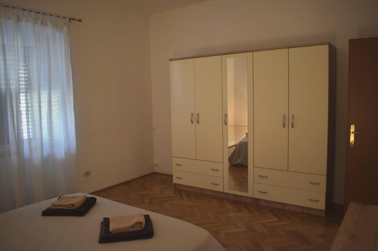 Pet Friendly Apartment Murvi 50 Novigrad  Zewnętrze zdjęcie